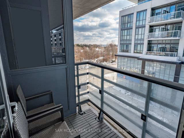 306 - 59 Annie Craig Dr