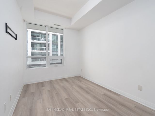 306 - 59 Annie Craig Dr