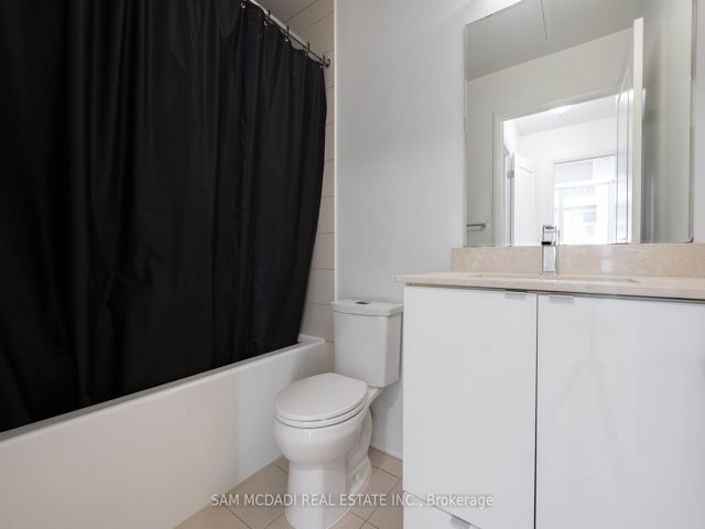 306 - 59 Annie Craig Dr