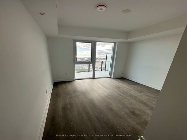 3208 - 36 Zorra St