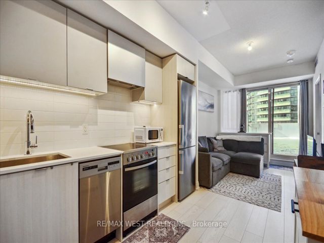 731 - 26 Gibbs Rd