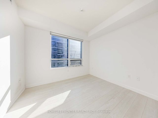 741 - 26 Gibbs Rd