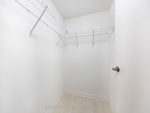 741 - 26 Gibbs Rd