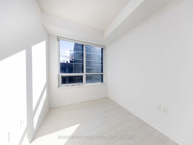 741 - 26 Gibbs Rd