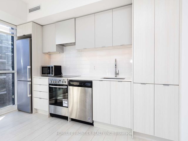741 - 26 Gibbs Rd