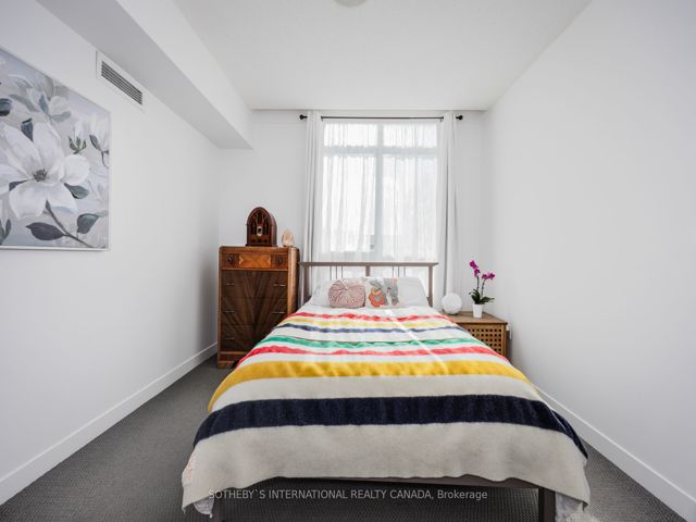 812 - 816 Lansdowne Ave