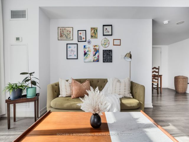 812 - 816 Lansdowne Ave