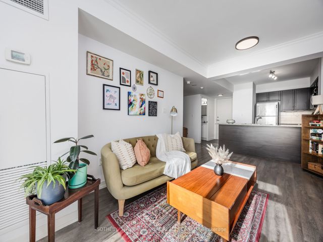 812 - 816 Lansdowne Ave