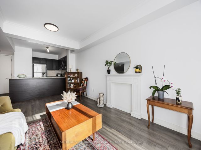 812 - 816 Lansdowne Ave