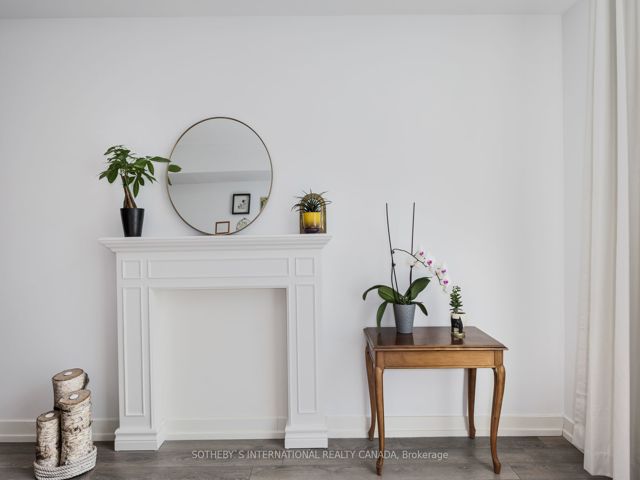 812 - 816 Lansdowne Ave