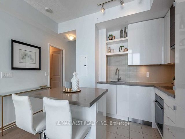 2408 - 59 Annie Craig Dr