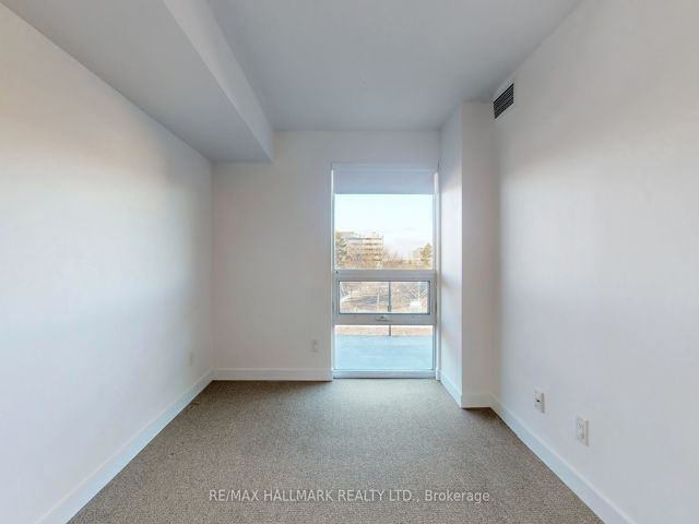 413 - 160 Flemington Rd