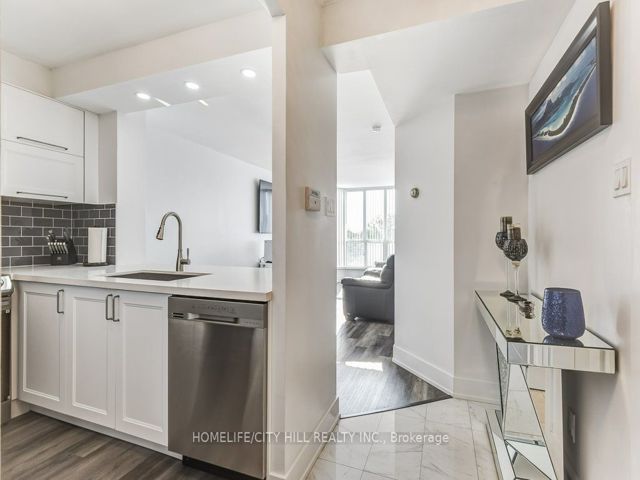 506 - 2285 Lake Shore Blvd W