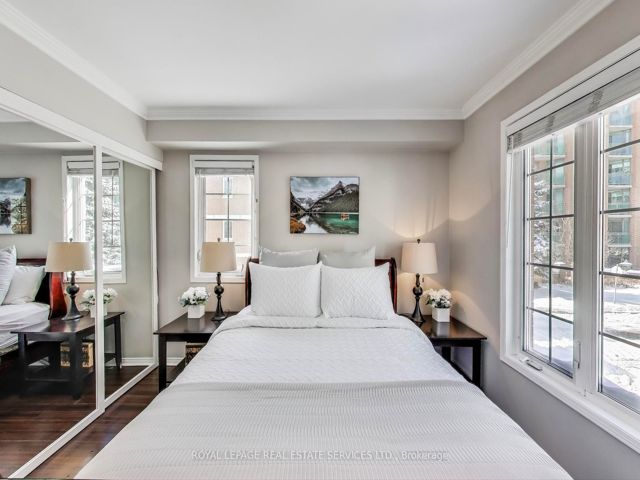 10 - 210 Manitoba St