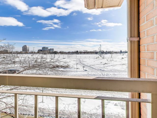 10 - 210 Manitoba St