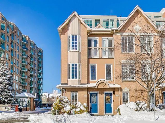 10 - 210 Manitoba St