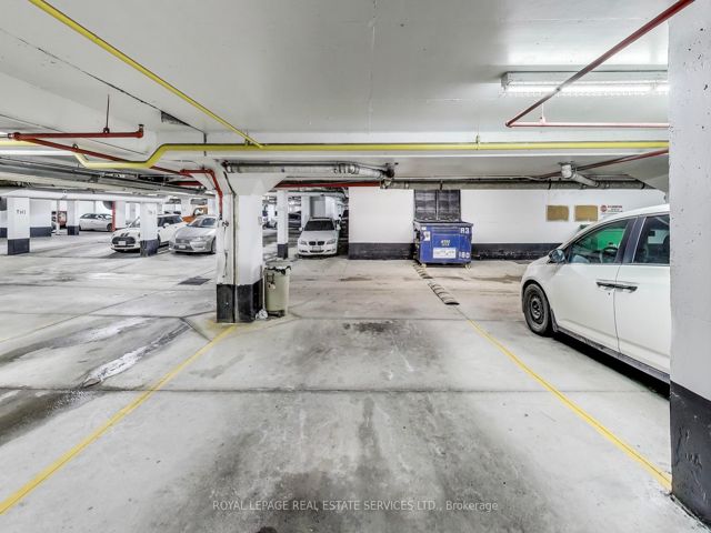 10 - 210 Manitoba St