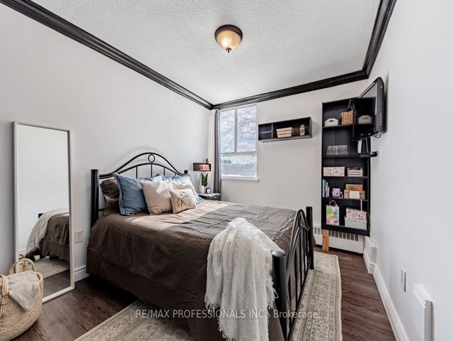 206 - 541 Blackthorn Ave
