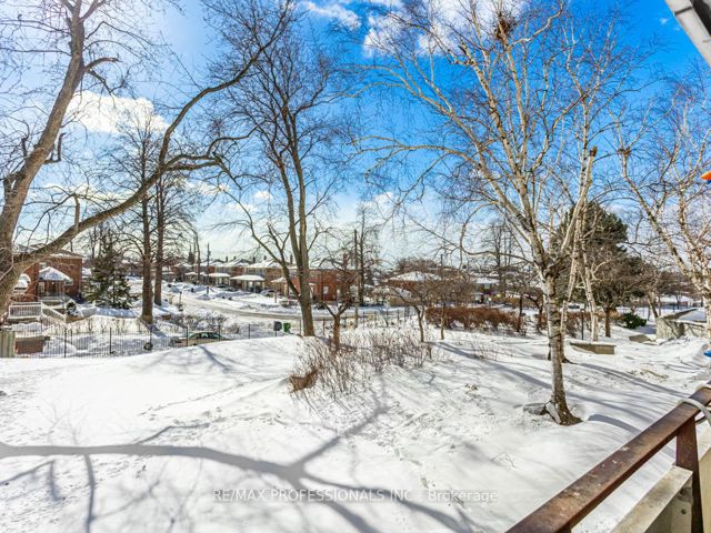 206 - 541 Blackthorn Ave