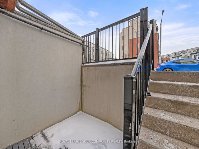 5 - 175 William Duncan Rd