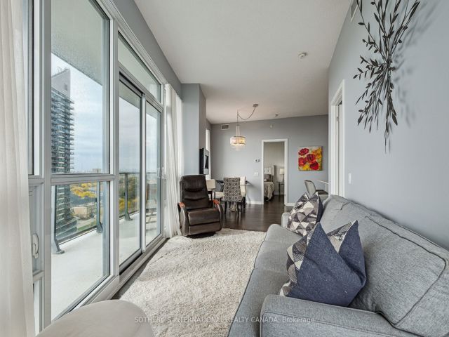 1803 - 2212 Lake Shore Blvd W