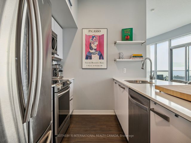 1803 - 2212 Lake Shore Blvd W