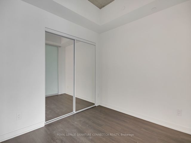 519 - 1808 St Clair Ave W