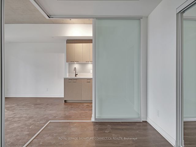519 - 1808 St Clair Ave W