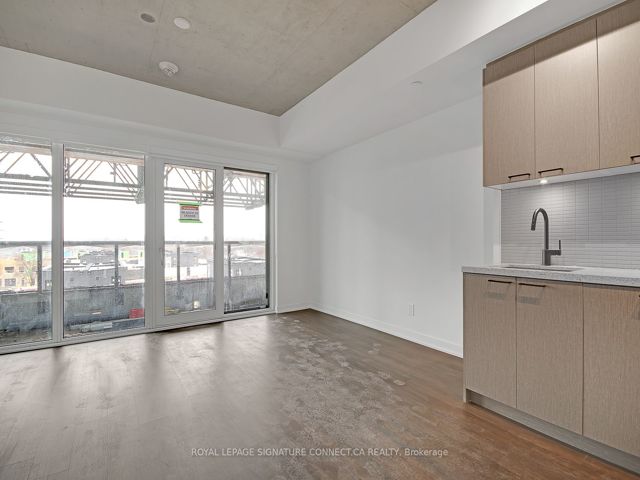 519 - 1808 St Clair Ave W
