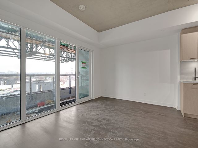 519 - 1808 St Clair Ave W