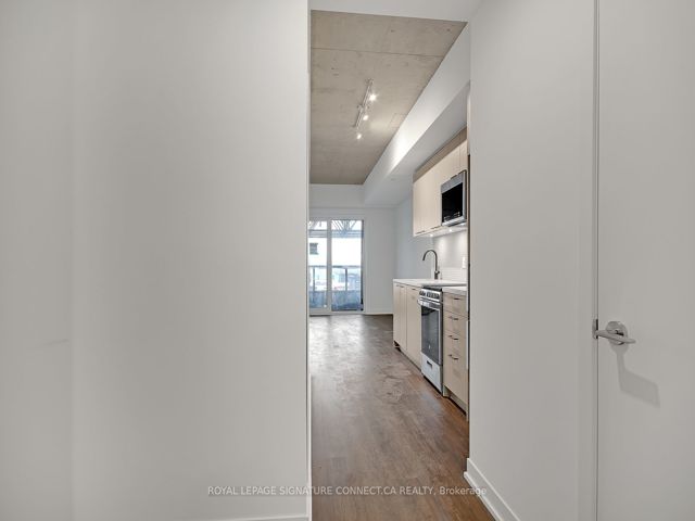 519 - 1808 St Clair Ave W