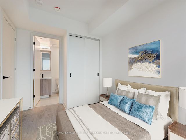 523 - 36 Zorra St