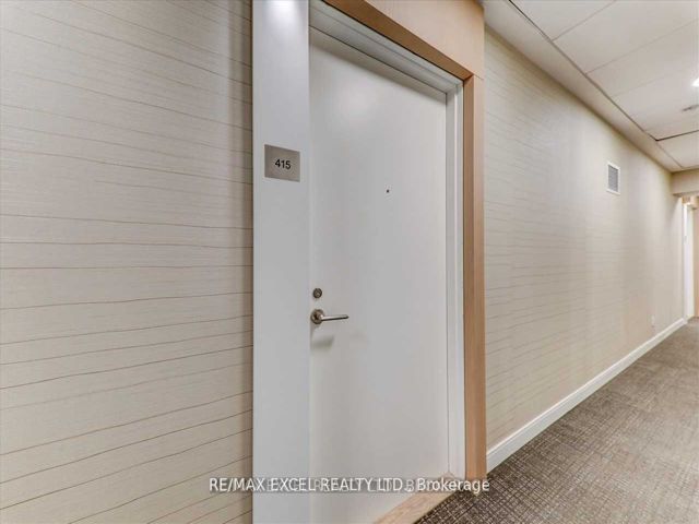 415 - 70 Annie Craig Dr