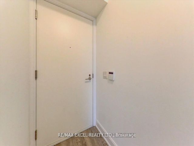415 - 70 Annie Craig Dr