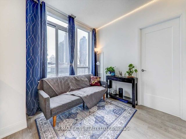 415 - 70 Annie Craig Dr