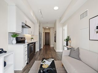 1710 - 17 Zorra St