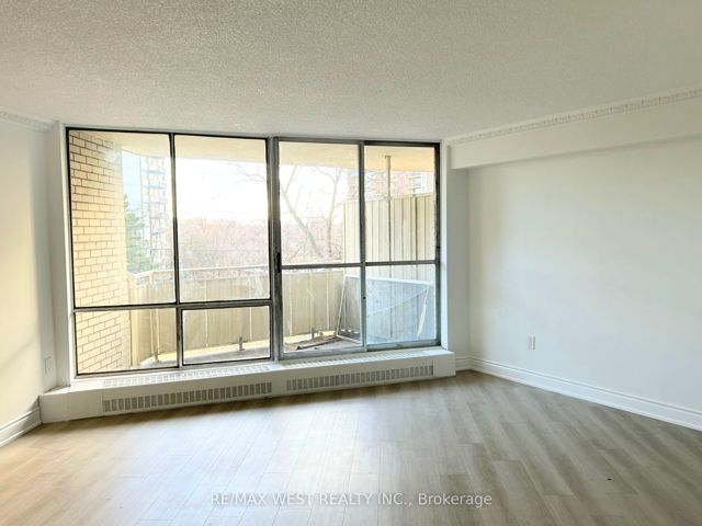 306 - 330 Dixon Rd