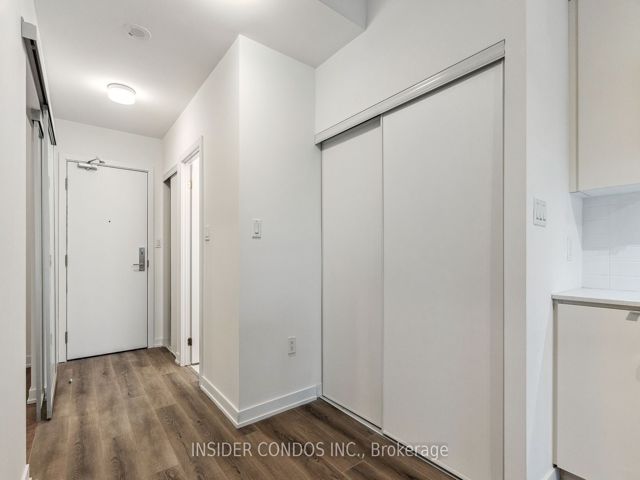 103 - 2433 Dufferin St