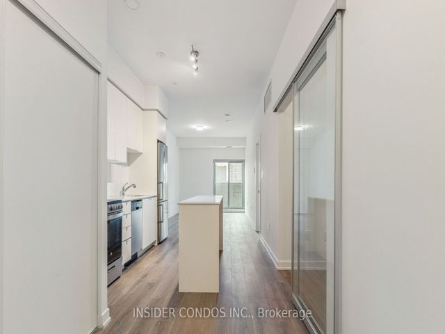 103 - 2433 Dufferin St