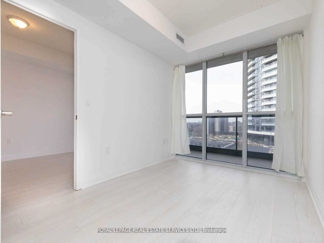 826 - 26 Gibbs Rd