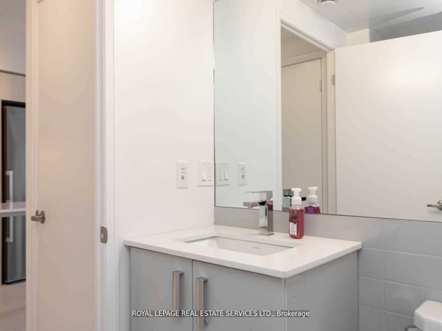 826 - 26 Gibbs Rd