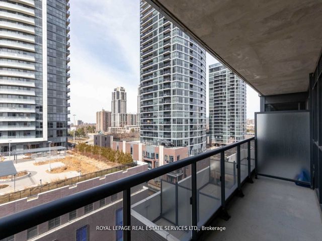 826 - 26 Gibbs Rd