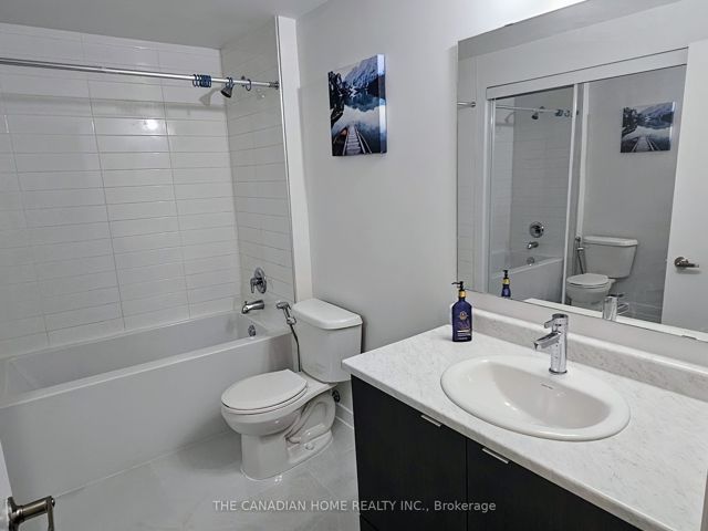 401 - 160 Canon Jackson Dr E