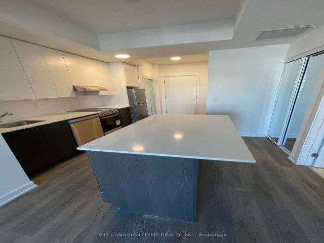 401 - 160 Canon Jackson Dr E