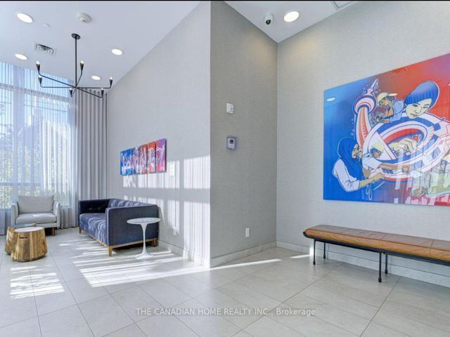 401 - 160 Canon Jackson Dr E