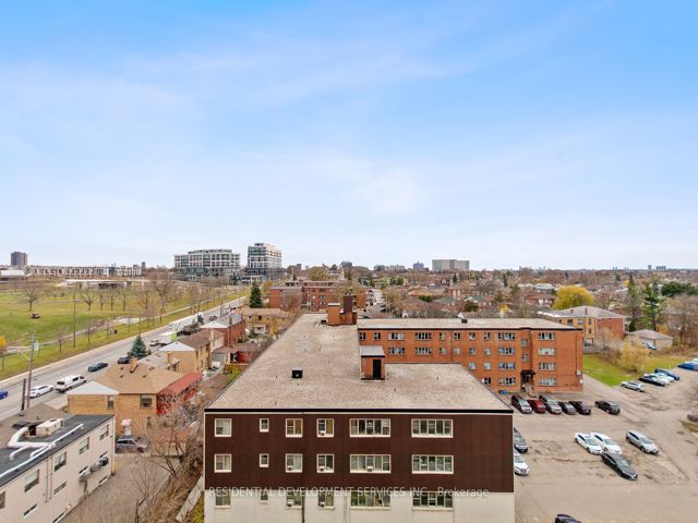 714 - 3100 Keele St