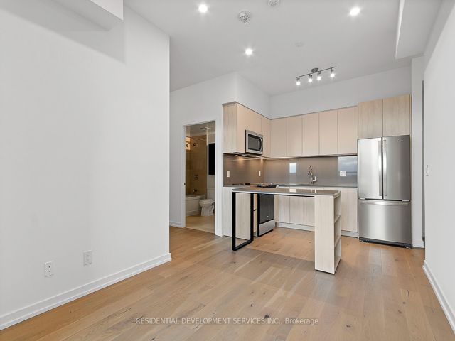 714 - 3100 Keele St