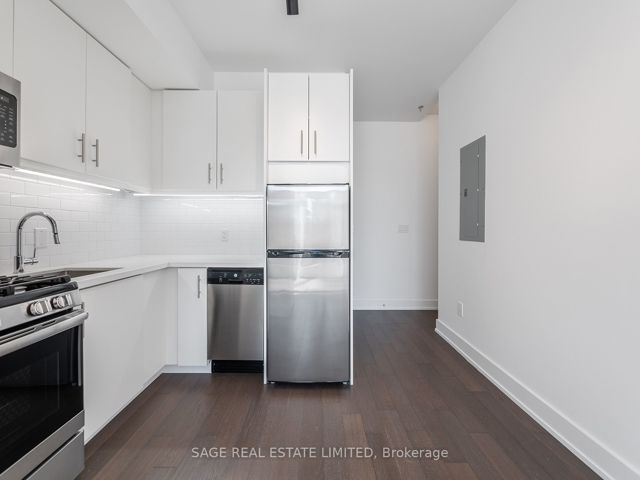 113 - 1183 Dufferin St