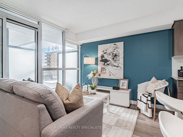 301 - 80 Esther Lorrie Dr