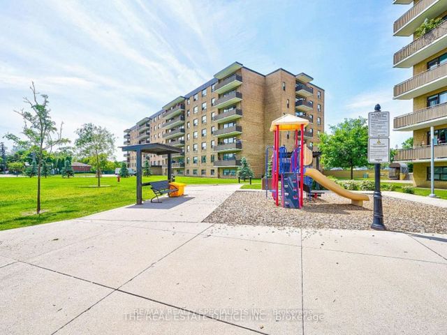 301 - 80 Esther Lorrie Dr